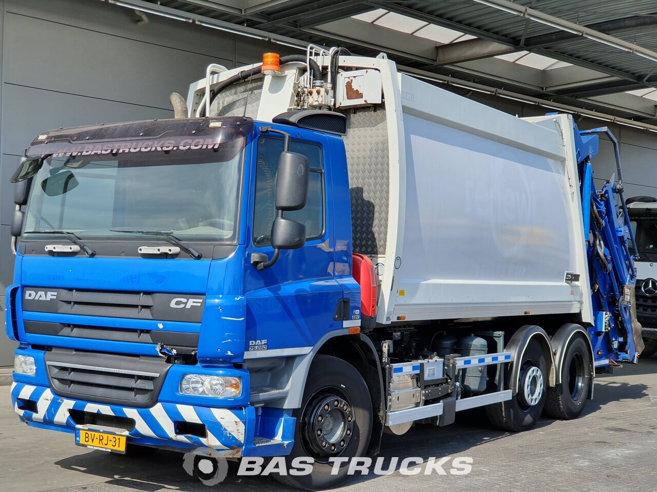 DAF CF 320