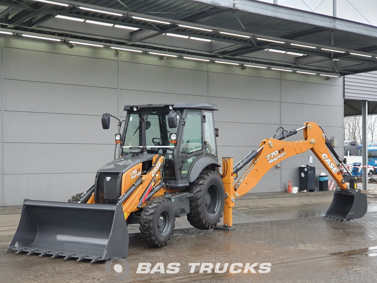 Case 2020 Backhoe loader BAS Trucks