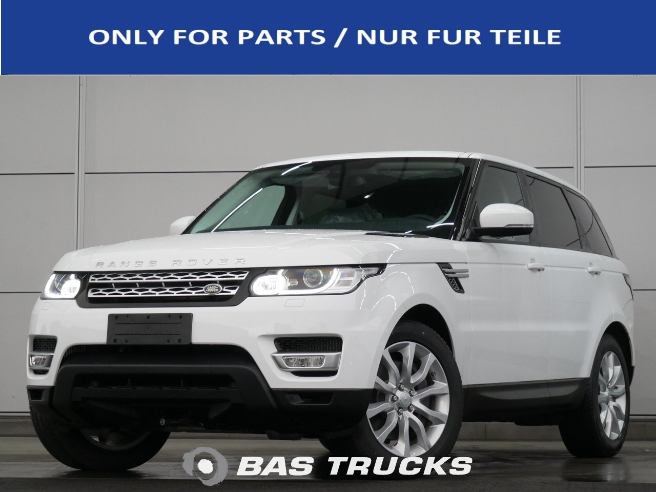 Land Rover Range Rover Sport 3 0 Sdv6 13 Suv Car Bas Trucks