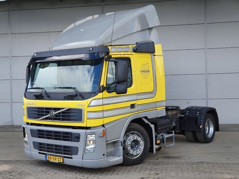 Volvo Fm9 2006 Tractorhead - Bas Trucks